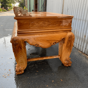 bên ngang sập thờ gỗ gõ